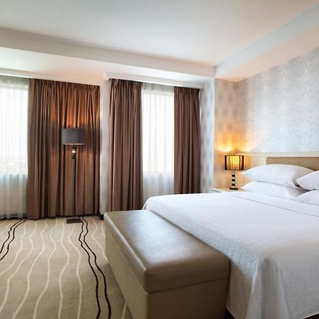 Four Points By Sheraton Medan Exterior foto