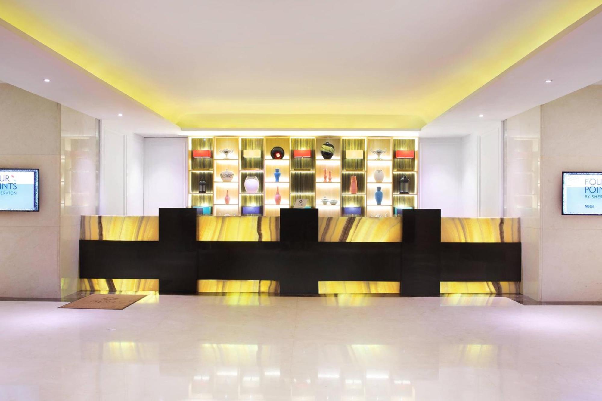 Four Points By Sheraton Medan Exterior foto